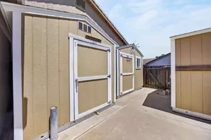 1123 Thornbridge Dr, Galt, CA 95632 - Photo 45