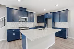 1619 N Breezy Meadow Dr, Sacramento, CA 95834 - Photo 9