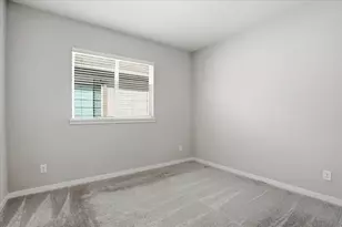 1619 N Breezy Meadow Dr, Sacramento, CA 95834 - Photo 27