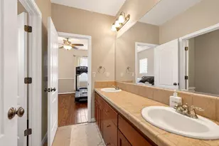 2700 Espana Ln, Modesto, CA 95355 - Photo 39