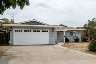 214 N Santa Clara St, Los Banos, CA 93635 - Photo 11