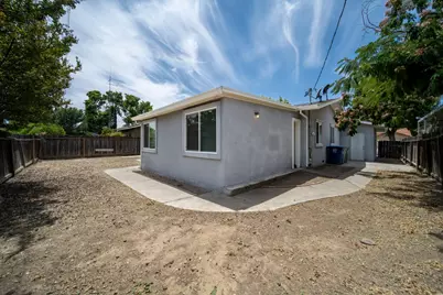 214 N Santa Clara Street, Los Banos, CA 93635 - Photo 13