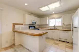 736 S School St, Lodi, CA 95240 - Photo 3