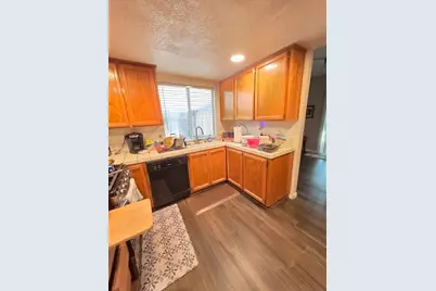 8012 Marsannay Way, Sacramento, CA 95829 - Photo 27