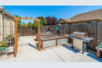 2150 Golden Gate Drive, Plumas Lake, CA 95961 - Photo 31