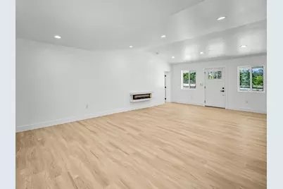 9261 Golden Gate Avenue, Orangevale, CA 95662 - Photo 15