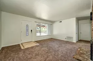 4301 Alsace Ct, Fair Oaks, CA 95628 - Photo 7