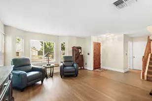 3178 Osuna Way, Sacramento, CA 95833 - Photo 7