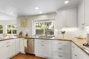 3178 Osuna Way, Sacramento, CA 95833 - Photo 15