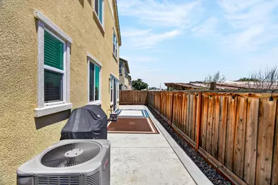 1510 Bernard Phelan Avenue, Tracy, CA 95377 - Photo 31