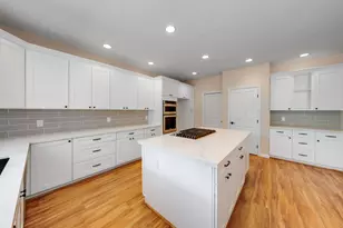 5504 Coronawood Ln, Carmichael, CA 95608 - Photo 5