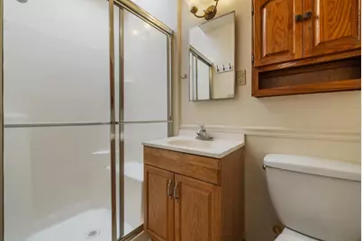 253 E Canterbury Drive, Stockton, CA 95207 - Photo 19