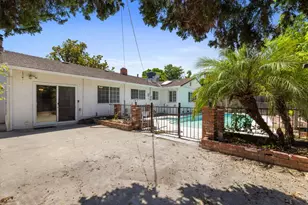 253 E Canterbury Dr, Stockton, CA 95207 - Photo 23
