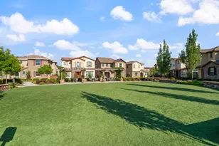 10775 Portico Cir, Rancho Cordova, CA 95670 - Photo 37
