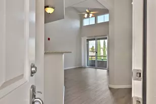 1900 Danbrook Dr, Sacramento, CA 95835 - Photo 9
