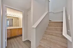 1900 Danbrook Dr, Sacramento, CA 95835 - Photo 25