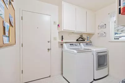 978 Greenhurst Way, Sacramento, CA 95831 - Photo 21