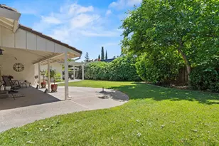 978 Greenhurst Way, Sacramento, CA 95831 - Photo 31