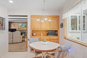 978 Greenhurst Way, Sacramento, CA 95831 - Photo 15
