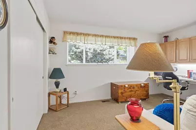 978 Greenhurst Way, Sacramento, CA 95831 - Photo 23