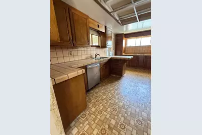 417 E Eaton Avenue, Tracy, CA 95376 - Photo 5