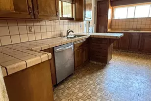 417 E Eaton Ave, Tracy, CA 95376 - Photo 5