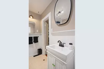 4901 V Street, Sacramento, CA 95817 - Photo 17