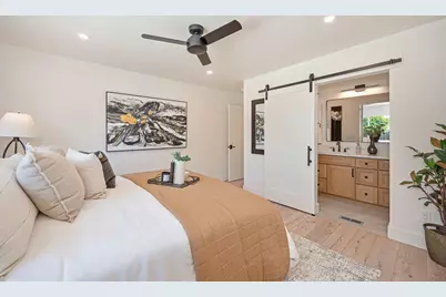 945 Trestle Glen Way, Sacramento, CA 95831 - Photo 25