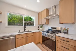 945 Trestle Glen Way, Sacramento, CA 95831 - Photo 21