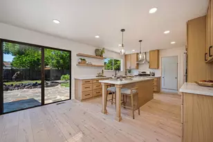 945 Trestle Glen Way, Sacramento, CA 95831 - Photo 15