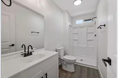 2424 W Fairview Court, Visalia, CA 93277 - Photo 29