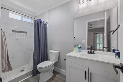 2424 W Fairview Court, Visalia, CA 93277 - Photo 33