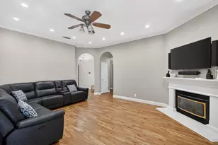 9492 Porto Rosa Dr, Elk Grove, CA 95624 - Photo 21