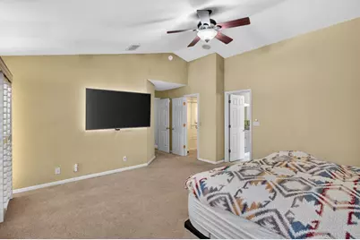 9492 Porto Rosa Drive, Elk Grove, CA 95624 - Photo 15