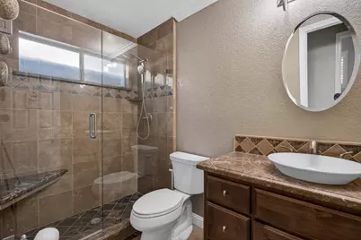 9492 Porto Rosa Drive, Elk Grove, CA 95624 - Photo 13