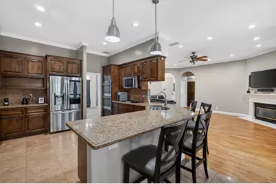 9492 Porto Rosa Drive, Elk Grove, CA 95624 - Photo 9