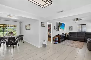 7524 Fruitridge Rd, Sacramento, CA 95820 - Photo 13