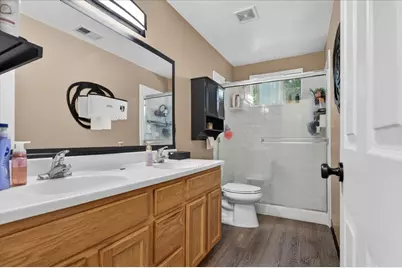 7524 Fruitridge Road, Sacramento, CA 95820 - Photo 21