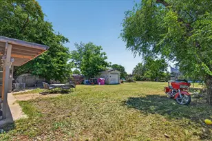 7524 Fruitridge Rd, Sacramento, CA 95820 - Photo 31