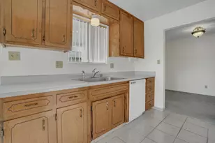 631 W Minnesota Ave, Turlock, CA 95382 - Photo 9