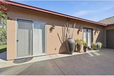 10717 Goldsborough Circle, Oakdale, CA 95361 - Photo 61
