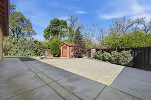 10717 Goldsborough Cir, Oakdale, CA 95361 - Photo 55