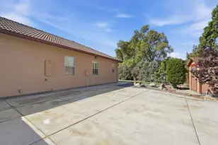 10717 Goldsborough Cir, Oakdale, CA 95361 - Photo 57