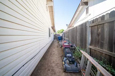 9770 Burline Street, Sacramento, CA 95827 - Photo 29