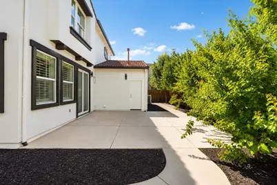 277 W Camarada Avenue, Mountain House, CA 95391 - Photo 51