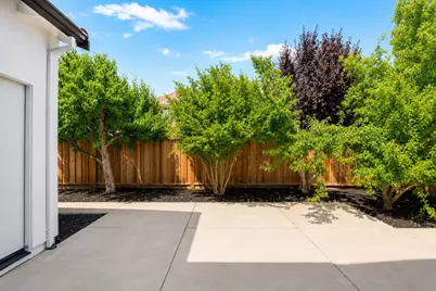 277 W Camarada Avenue, Mountain House, CA 95391 - Photo 53