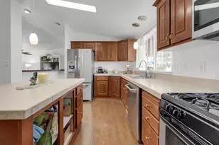 Standiford, Modesto, CA 95350 - Photo 13
