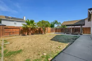 13668 Autumnwood Ave, Lathrop, CA 95330 - Photo 27