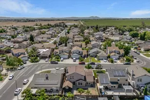 13668 Autumnwood Ave, Lathrop, CA 95330 - Photo 31