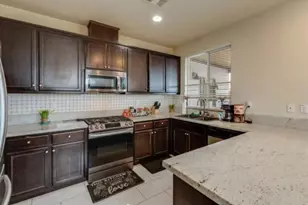 2471 Ben Ali Wy, Sacramento, CA 95815 - Photo 7